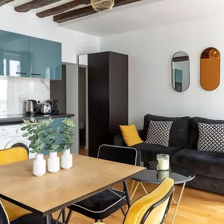 Grands Boulevards 22 : Cosy 1br-4p باريس